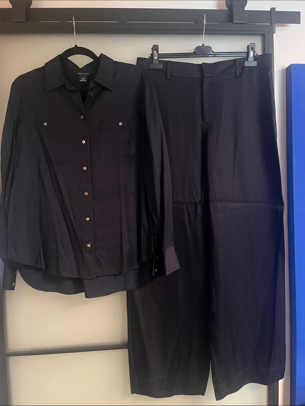 🆕🩵🩵🩵🩵 Club Monaco Carpenter Pants and Blouse